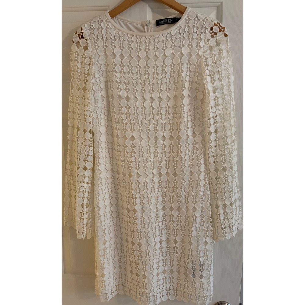 Lauren Ralph Lauren White Circle Lace Bell Sleeve Sheath Dress Size 4
